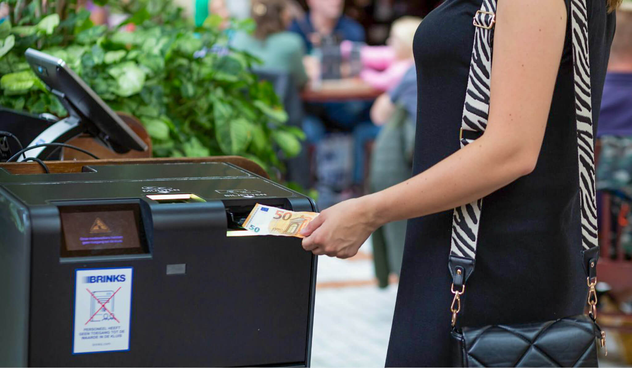 Koppeling kassasysteem en paystation van Brink's maakt contact betalen veilig in de horeca